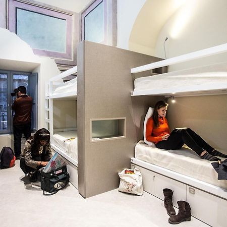 Little Italy Hostel Ex Chiesa S Donato Перуджа Екстериор снимка