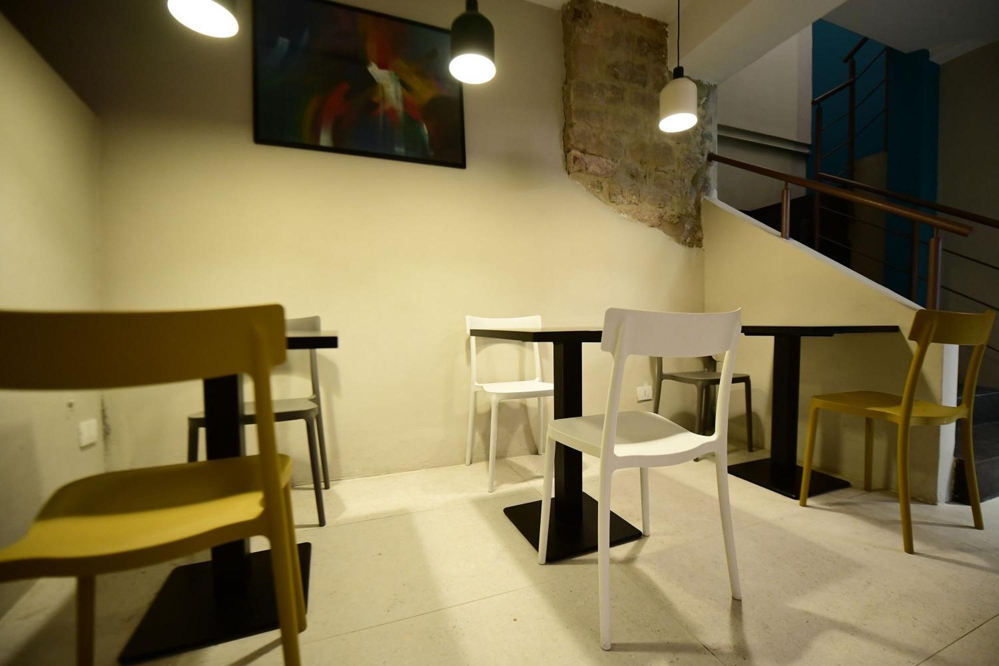 Little Italy Hostel Ex Chiesa S Donato Перуджа Екстериор снимка