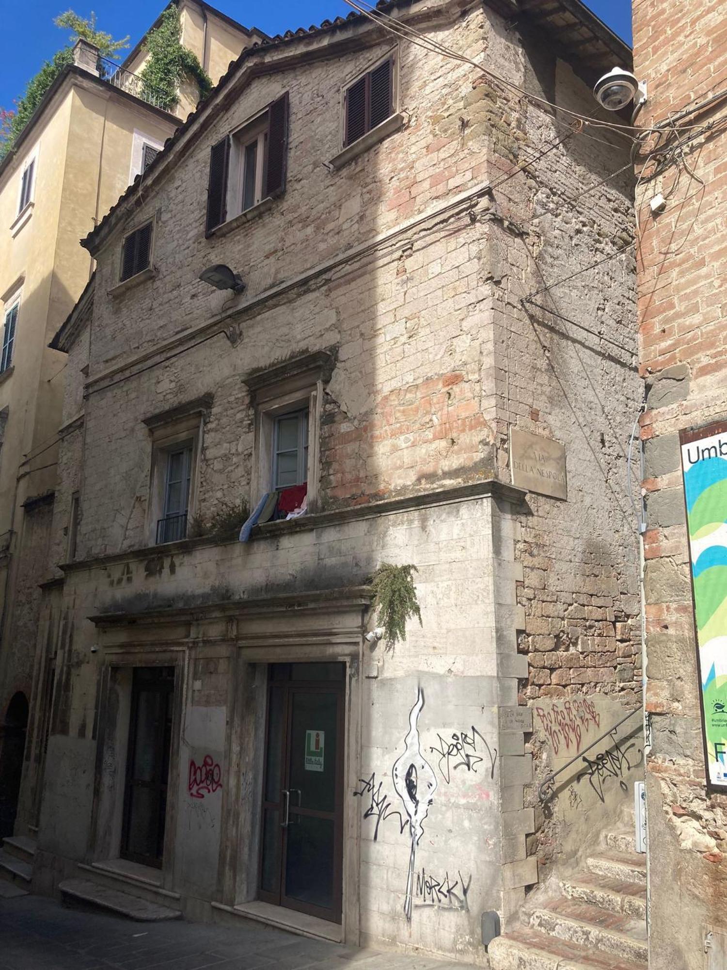 Little Italy Hostel Ex Chiesa S Donato Перуджа Екстериор снимка