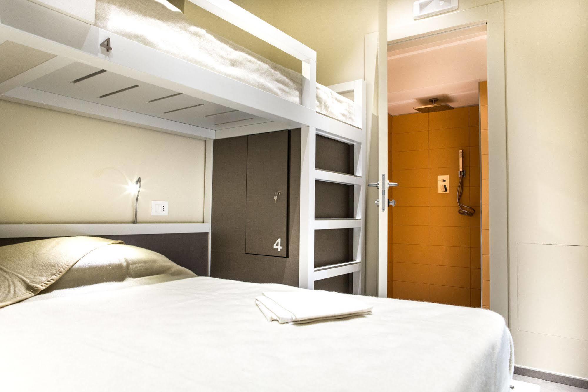 Little Italy Hostel Ex Chiesa S Donato Перуджа Екстериор снимка